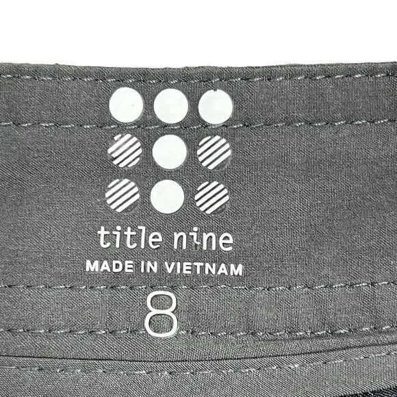 Title Nine Swingtastic Golf Skort Sz 8 Gray Pickleball Tennis Minimalist Stretch - Picture 3 of 9